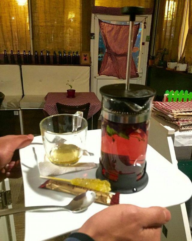 کافه کفشدوزک تهران کافه کفشدوزک تهران