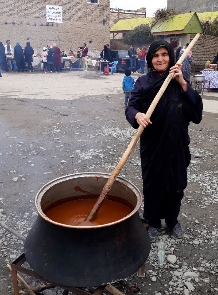  برپایی نخستین جشن سمنو پزان در بینالود