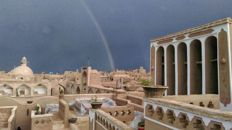 هتل سنتی انار با قدمت ۳۰۰ سال  هتل سنتی انار عقدا