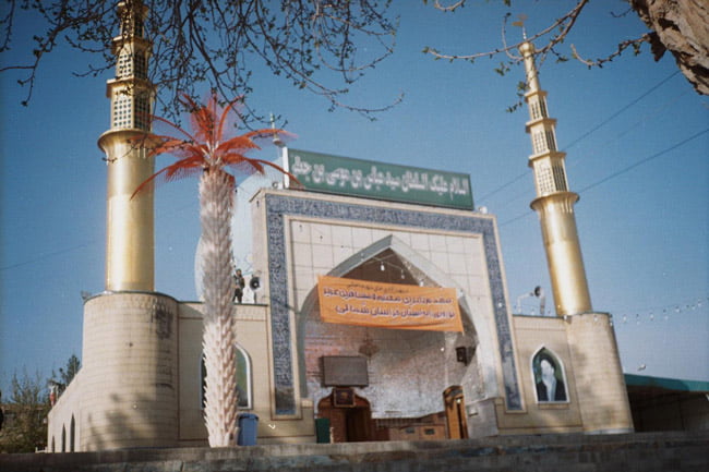 جاهای دیدنی بجنورد در بهار امامزاده سلطان سید عباس جاهای دیدنی بجنورد در بهار