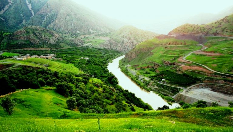 جاهای دیدنی سنندج در بهار اورامانات جاهای دیدنی سنندج در بهار