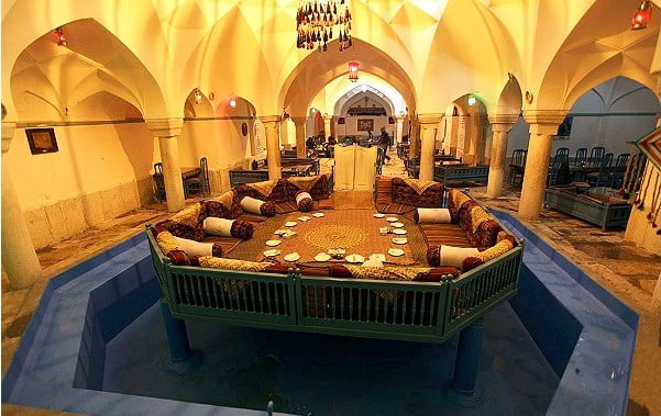 حمام وکیل کرمان جاهای دیدنی کرمان در بهار