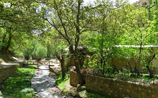 شهمیرزاد جاهای دیدنی سمنان در بهار