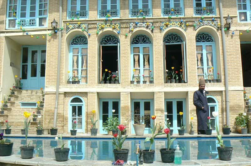 28 اردیبهشت موزه ها رایگان است موزه اسناد مردم شناسی بروجرد 28 اردیبهشت موزه ها رایگان است