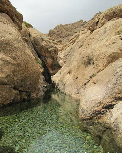 چشمه قلقل جاهای دیدنی سمنان در بهار
