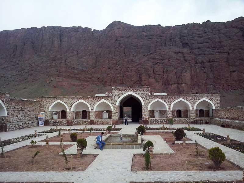 جاهای دیدنی جلفا در بهار