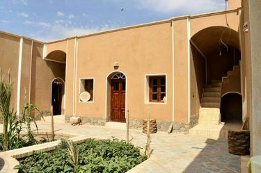 اقامتگاه بومگردی سوشیانت خور بیابانک  اقامتگاه بومگردی سوشیانت خور بیابانک