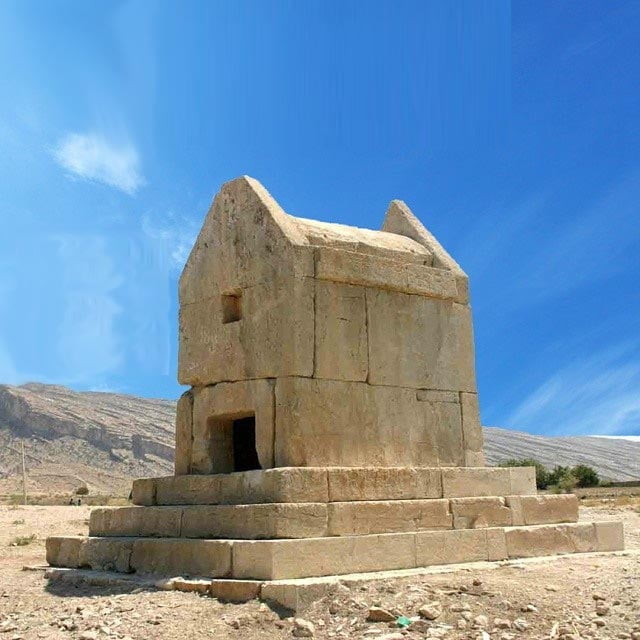 گوردختر گوردختر