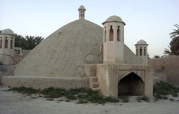 دهان شیر  آب انبار دهان شیر لار
