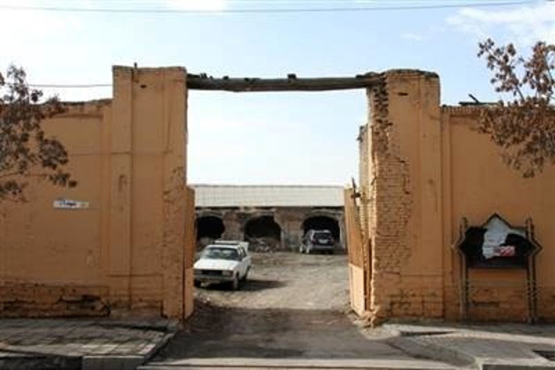 شرکت نفت  مرمت کاروانسرای شرکت نفت ارومیه آغاز شد