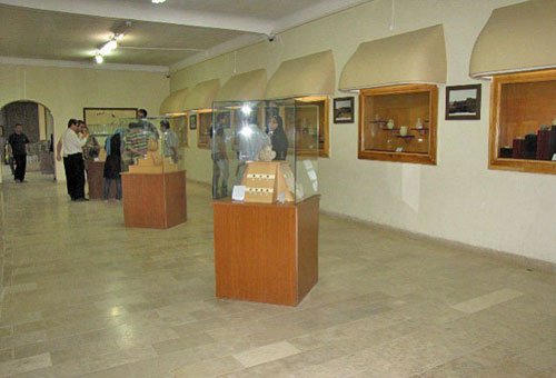 موزه هگمتانه 20 جای دیدنی همدان در تابستان