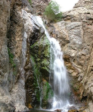 بوزان  جاهای دیدنی نیشابور در تابستان