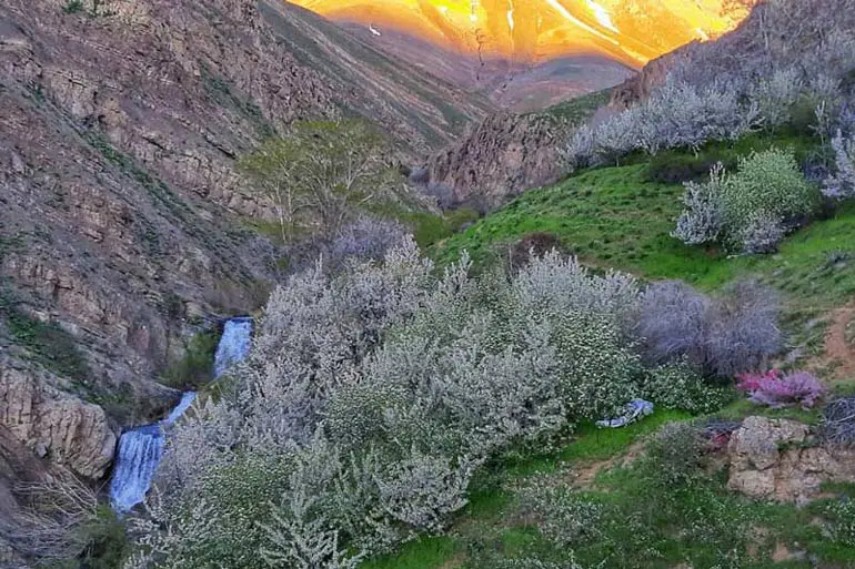 Sangan Waterfall , Tehran