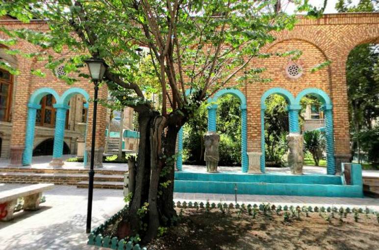 Moghadam House , Tehran