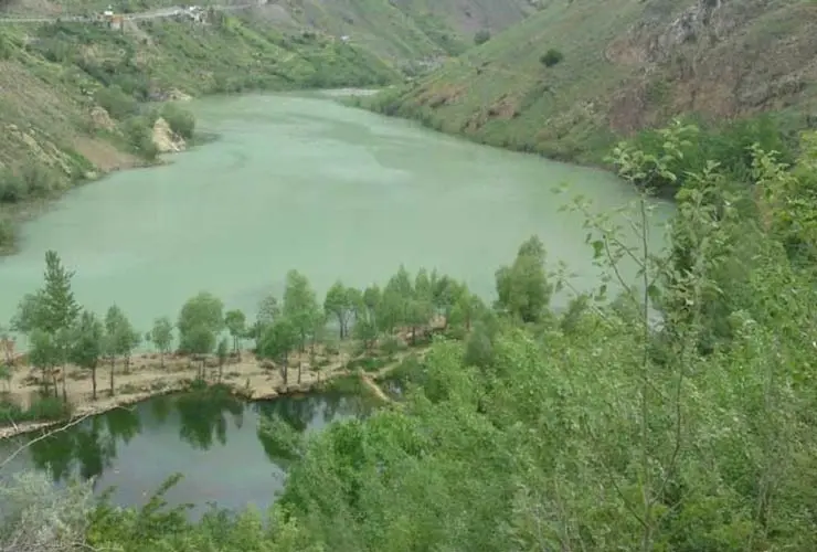 10 cozy places for fishing and nature tourism near Tehran
