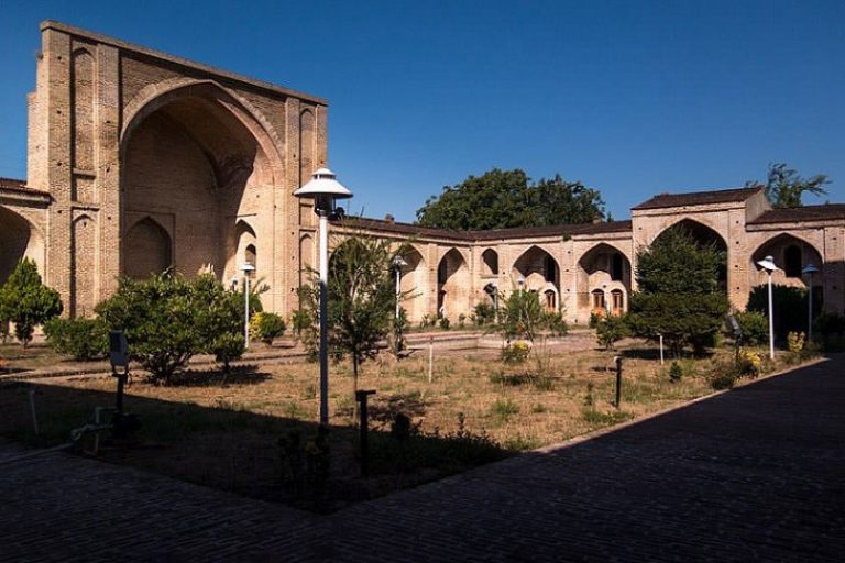 Farah Abad Historical Complex , Sari