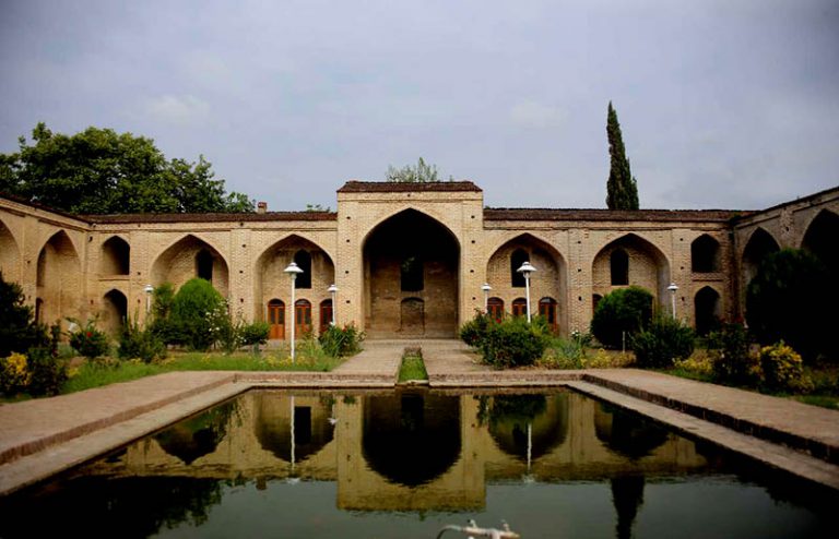 Farah Abad Historical Complex , Sari
