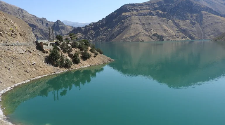 Varian Village , Karaj