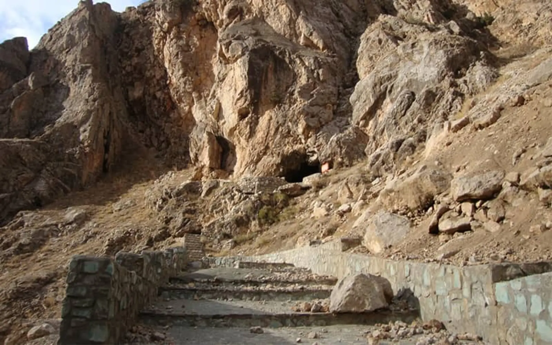 Yakh Morad Cave , Karaj Yakh Morad Cave , Karaj