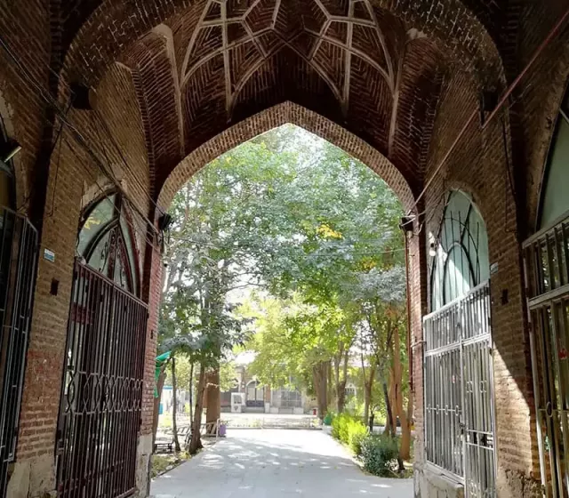 بازار قدیمی خوی