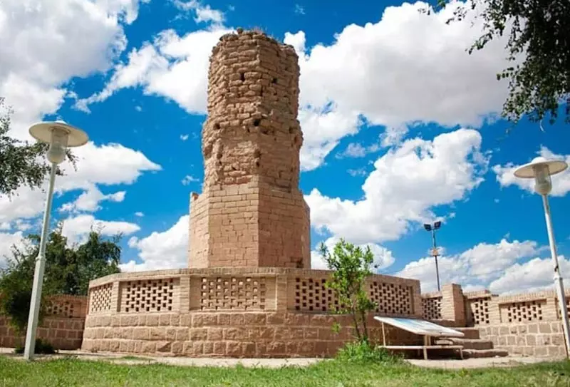 برج کلاه فرنگی شوشتر