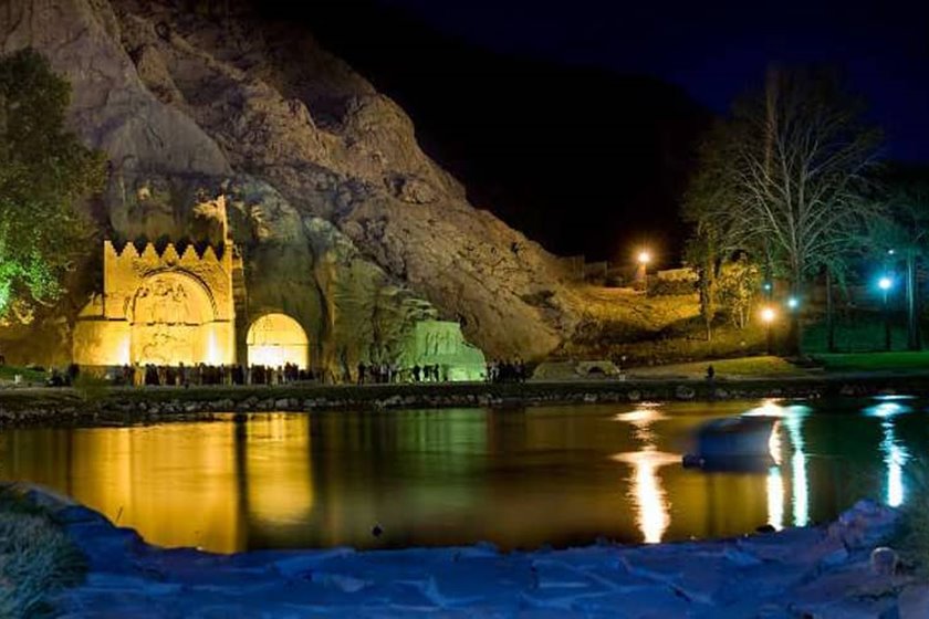 طاق بستان