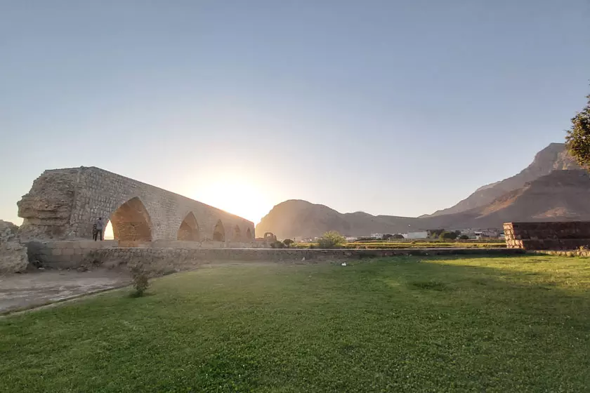 پل شکسته خرم آباد