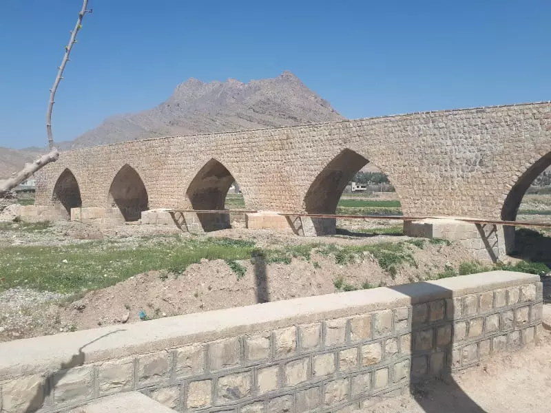 پل شکسته خرم آباد