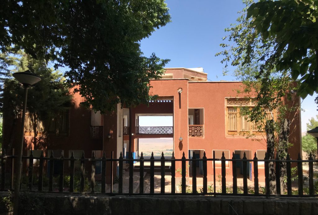 باغ تالار و عمارت کوشک
