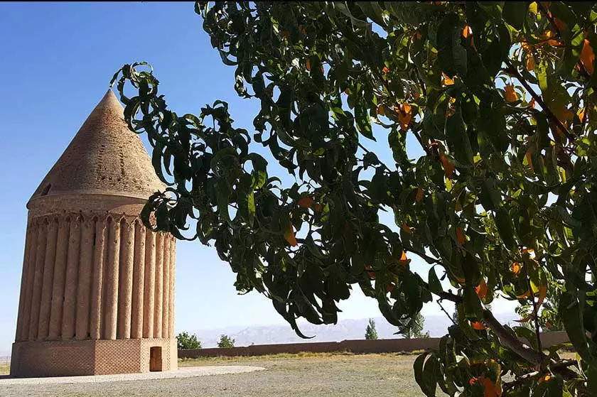 برج رادکان چناران