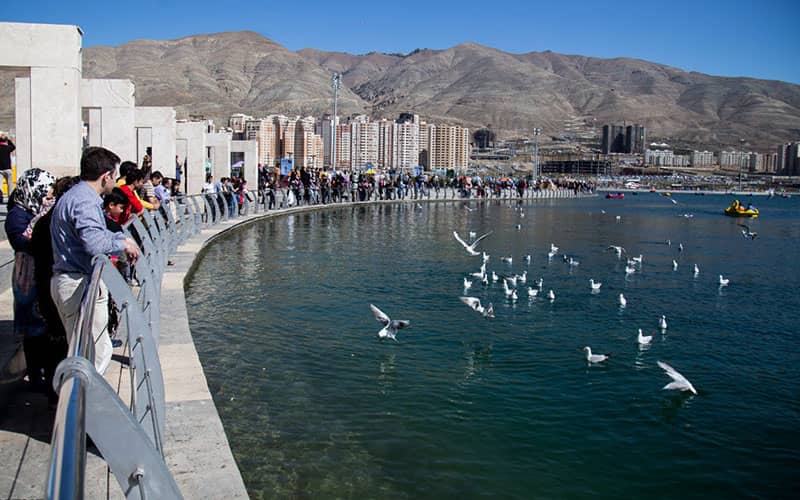 دریاچه چیتگر