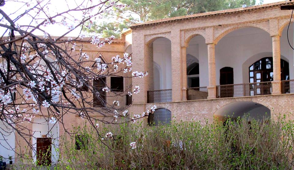 باغ اکبریه