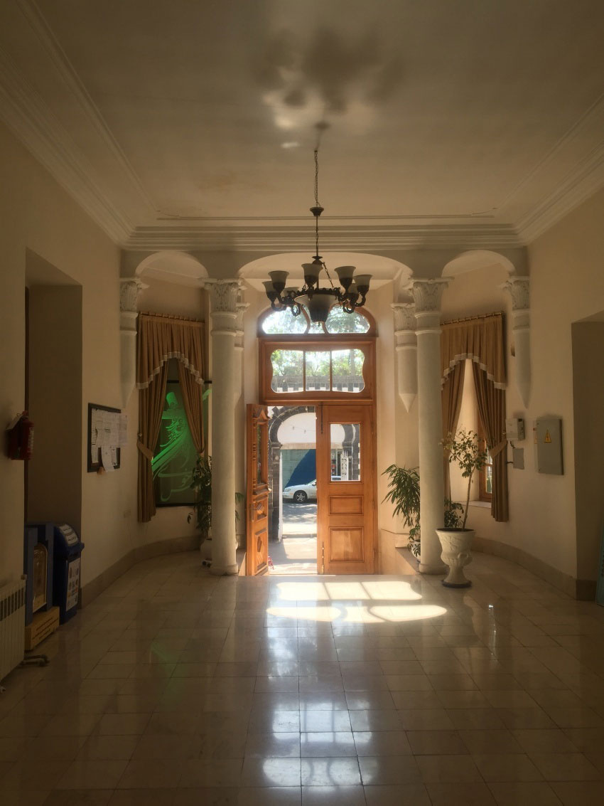 ساختمان شهرداری خوی 