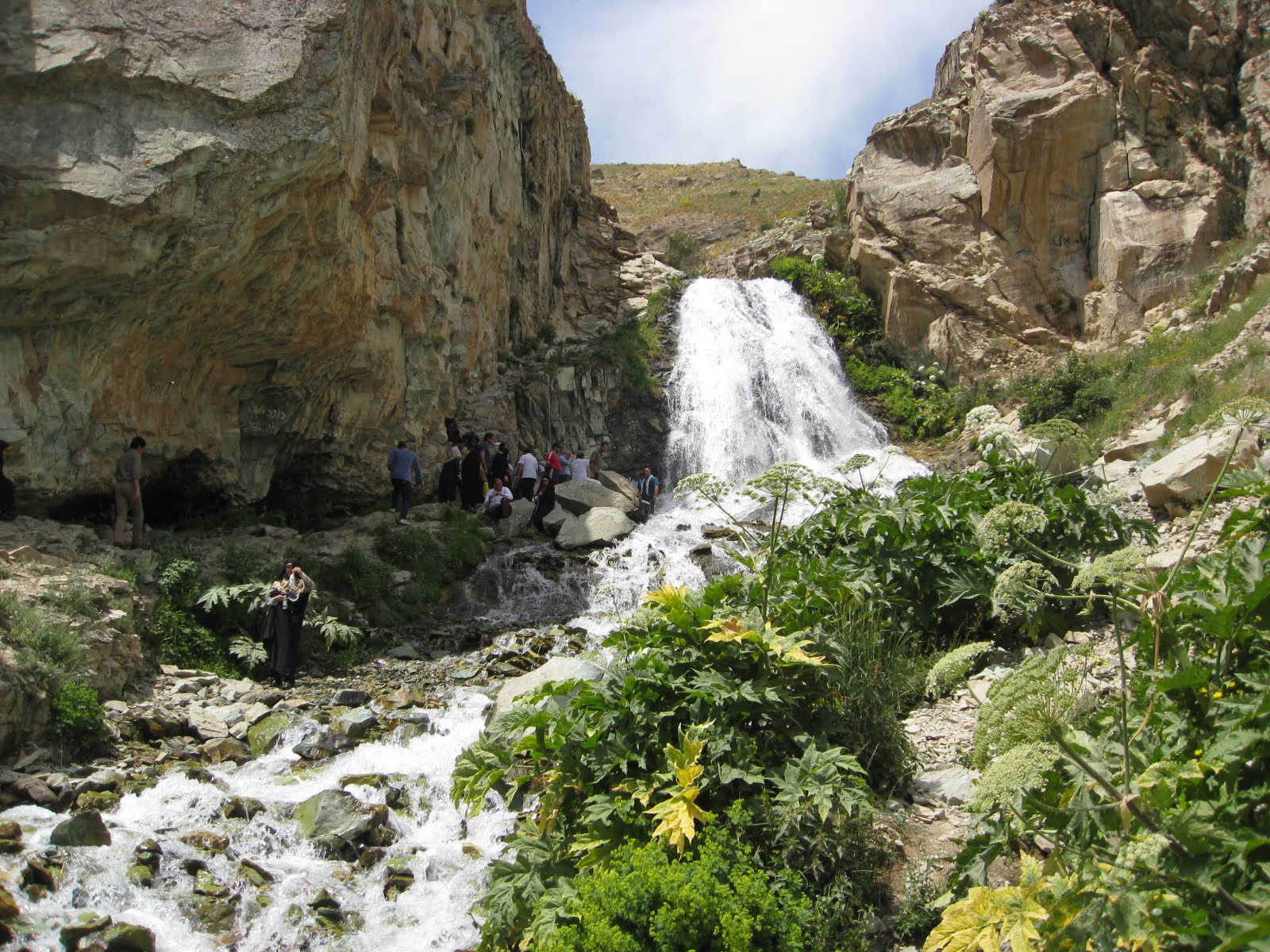 آبشار شکرآب آبشار شکرآب