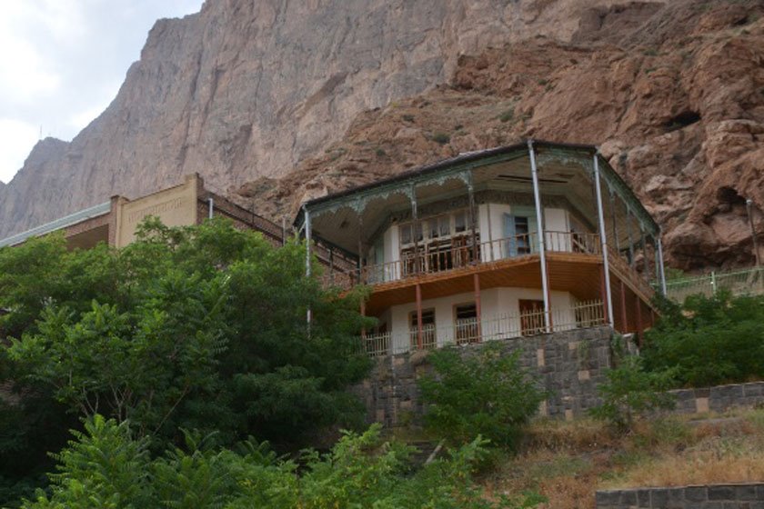 عمارت کلاه فرنگی ماکو