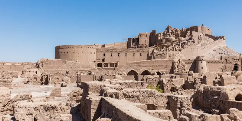 قلعه ایزدخواست