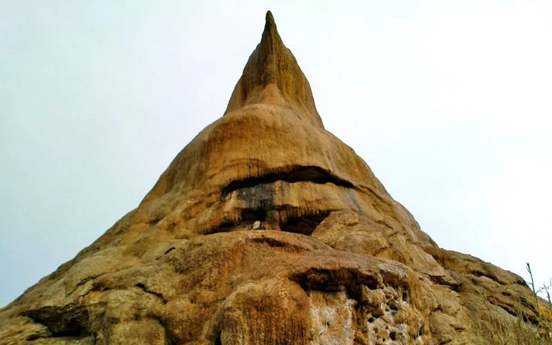 چشمه کانی گراوان
