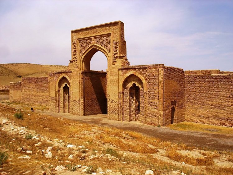 کاروانسرای رباط شرف سرخس 1