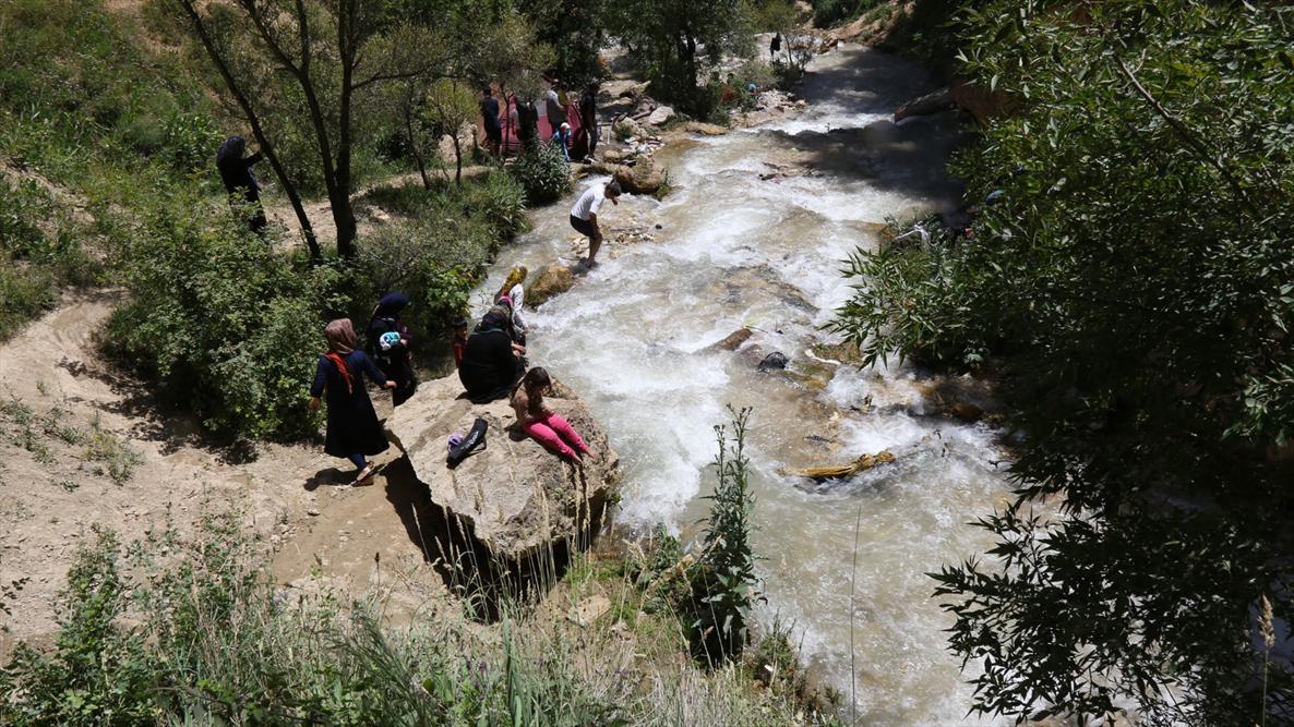 آبشار گل آخور