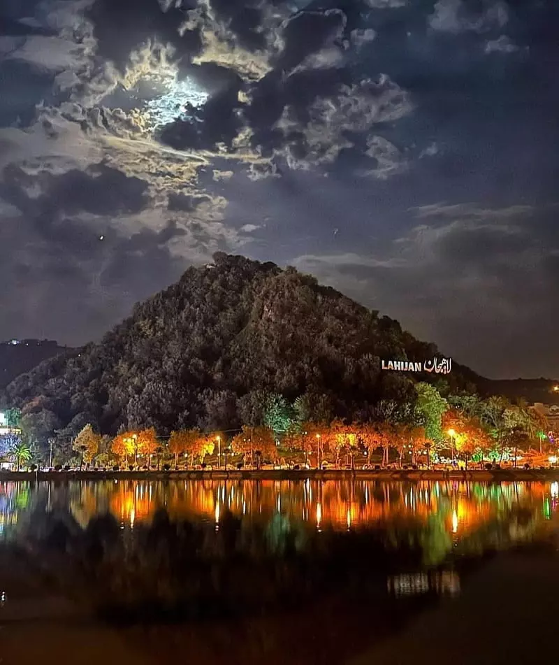 آبشار شیطان کوه