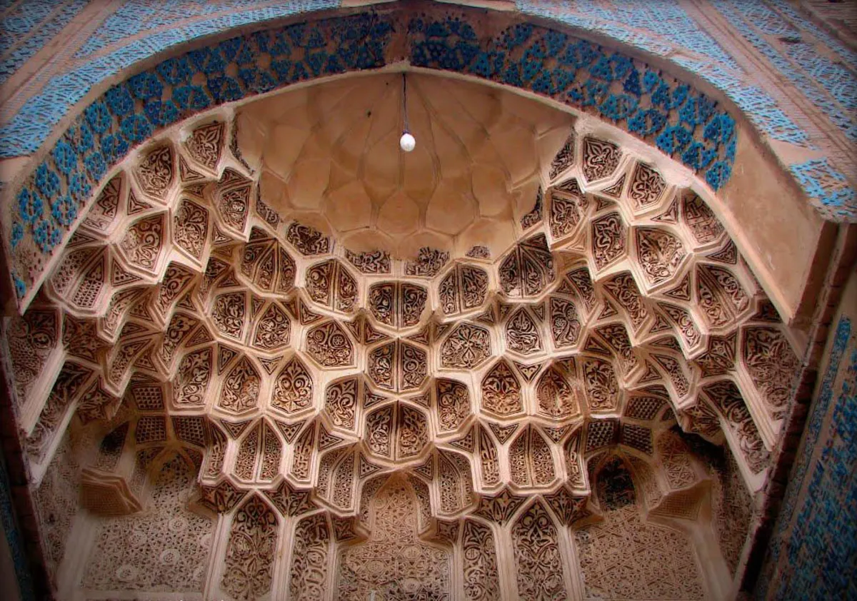 آرامگاه بایزید بسطامی