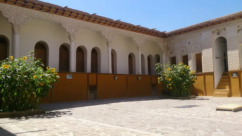 خانه نیما یوشیج خانه نیما یوشیج