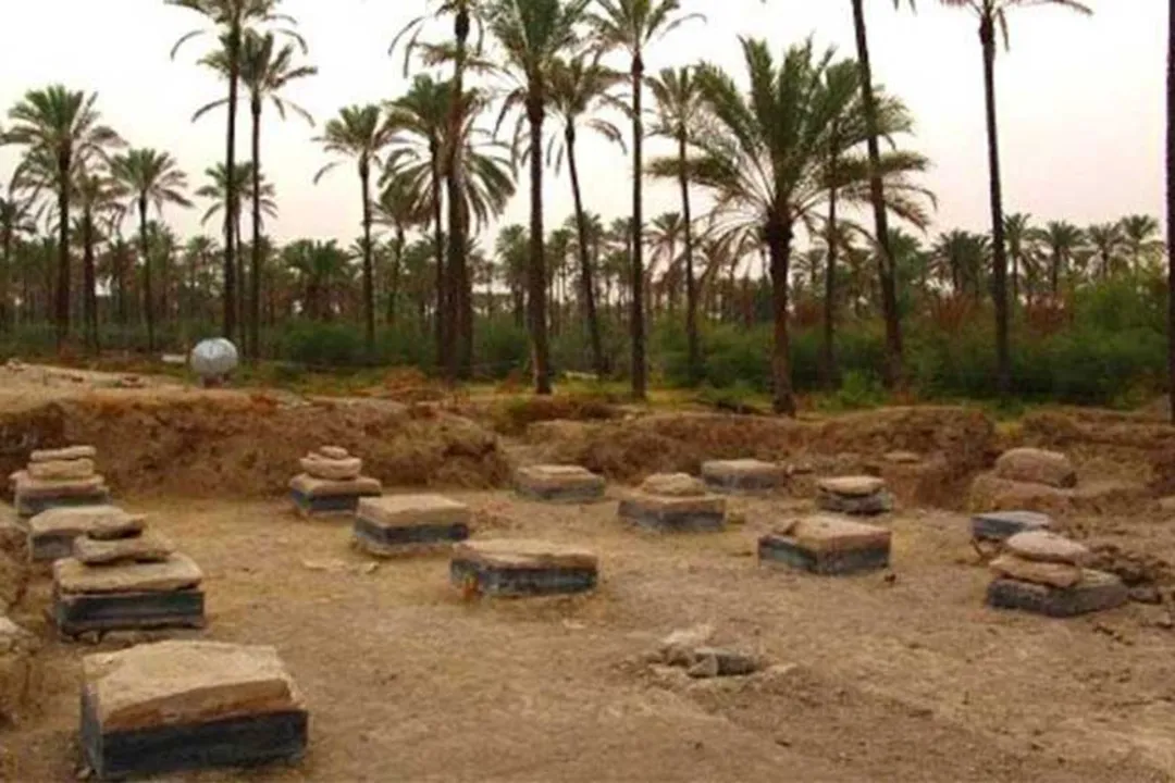 کاخ کوروش دشتستان 