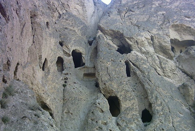 کافرکلی 7 غار سنگی کافرکلی 