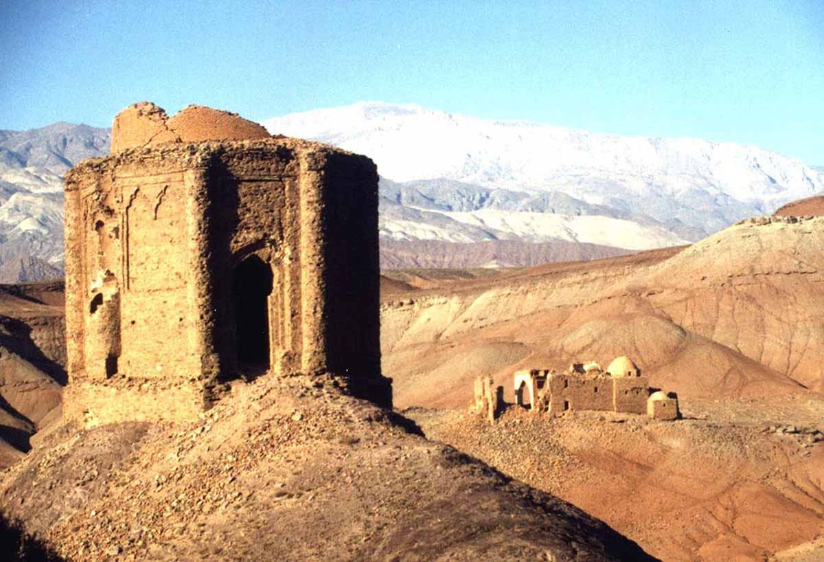 برجهای بزرگ و کوچک سمیران برجهای بزرگ و کوچک سمیران برجهای بزرگ و کوچک سمیران