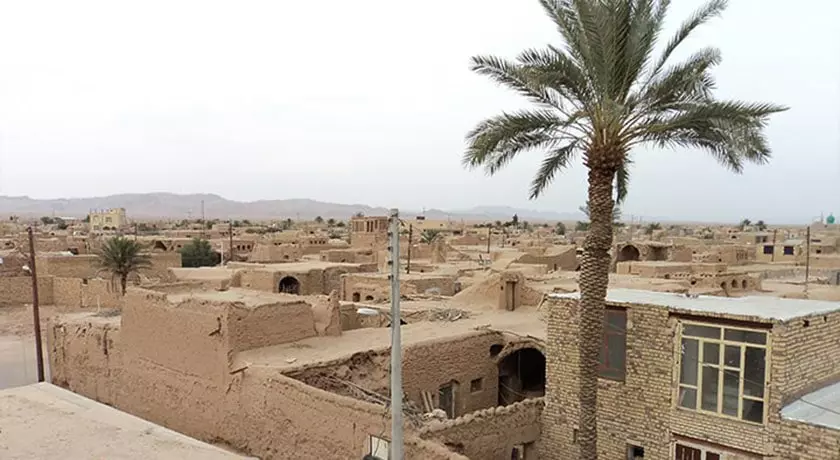 خور و بیابانک