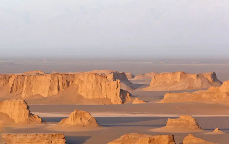 کلوت شهداد کلوت شهداد