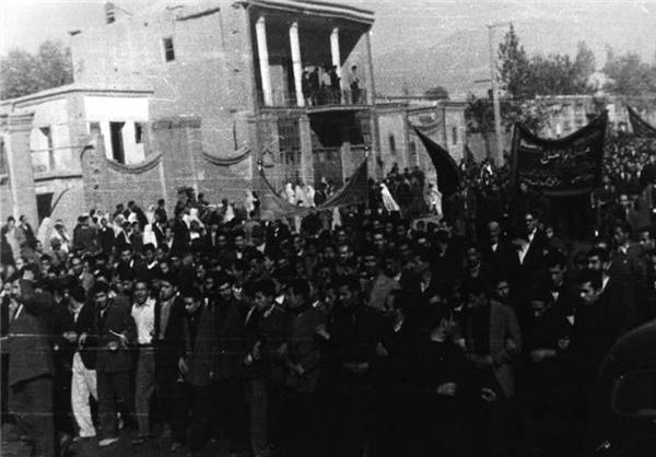تکیه در تهران (تاریخچه و معرفی کامل) محرم 1 تکیه در تهران تکیه در تهران (تاریخچه و معرفی کامل)