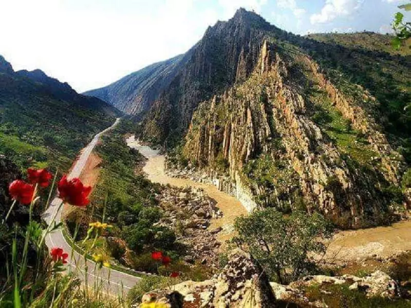 مجموعه توریستی مخمل کوه مجموعه توریستی مخمل کوه