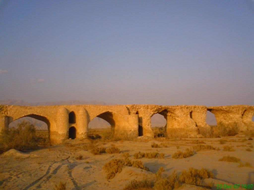 پل لاتیدان